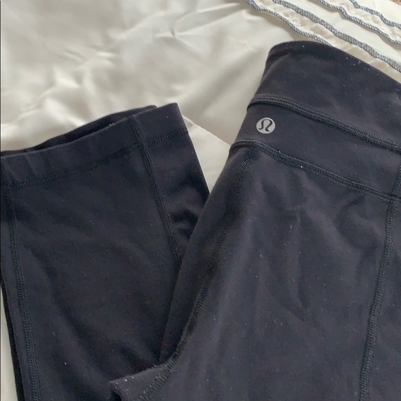 Lululemon - Picture 1 of 4